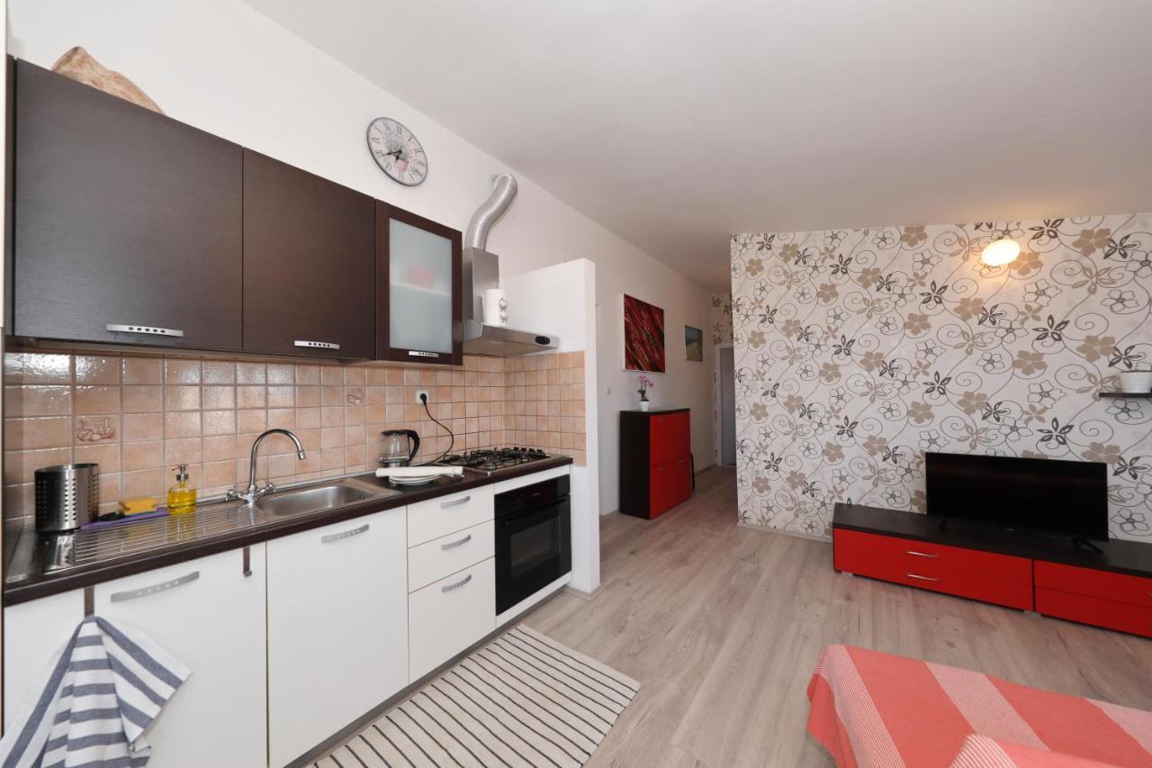 Apartment Zanov Preko Esterno foto
